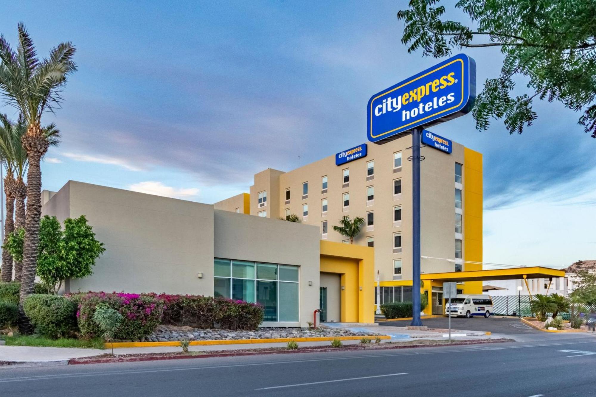 City Express By Marriott هيرموسيلو المظهر الخارجي الصورة